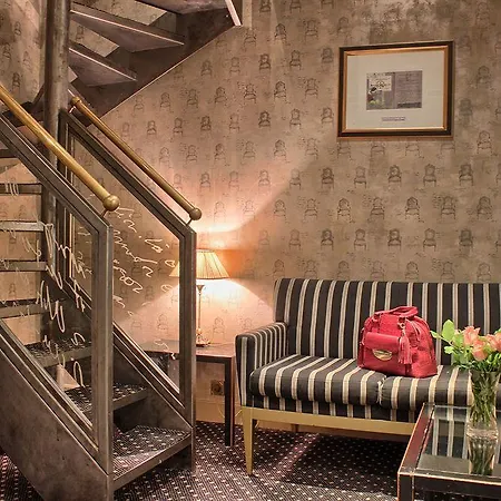 Hotel Lutece Port Royal 4*