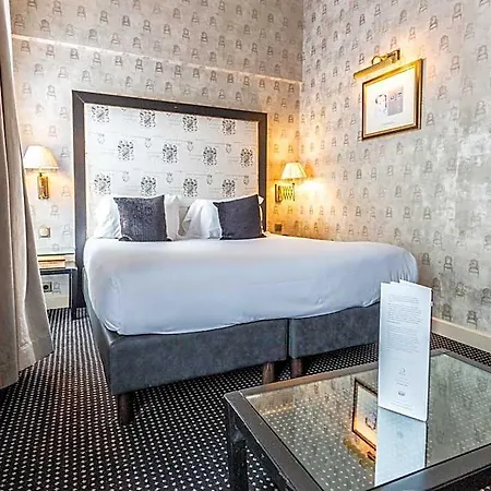 Hotel Lutece Port Royal Paris