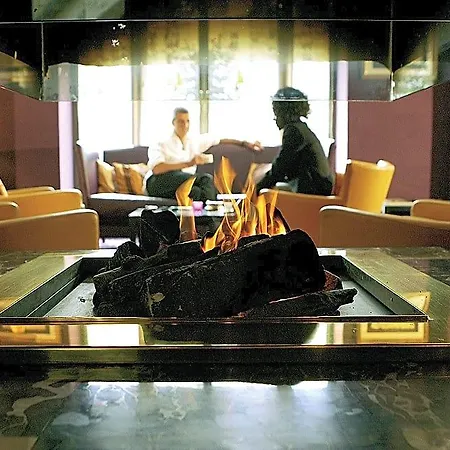 Hotel Lutece Port Royal 4*