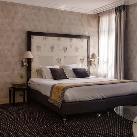 Hotel Lutece Port Royal Paris