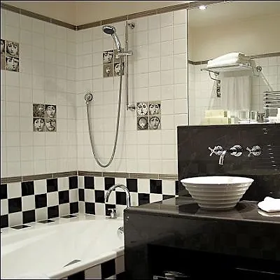 Lutece Port Royal Hotell 4*