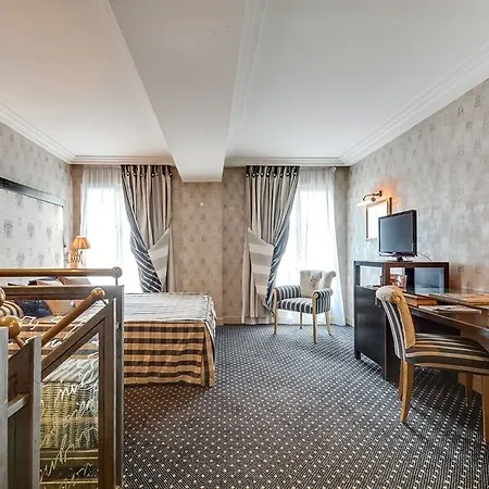 Lutece Port Royal Otel Paris