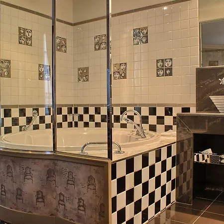 Hotell Lutece Port Royal 4*
