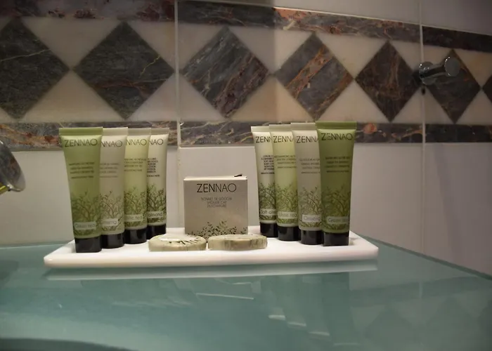 Hotel Lutece Port Royal