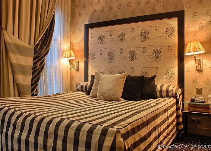 Hotel Lutece Port Royal