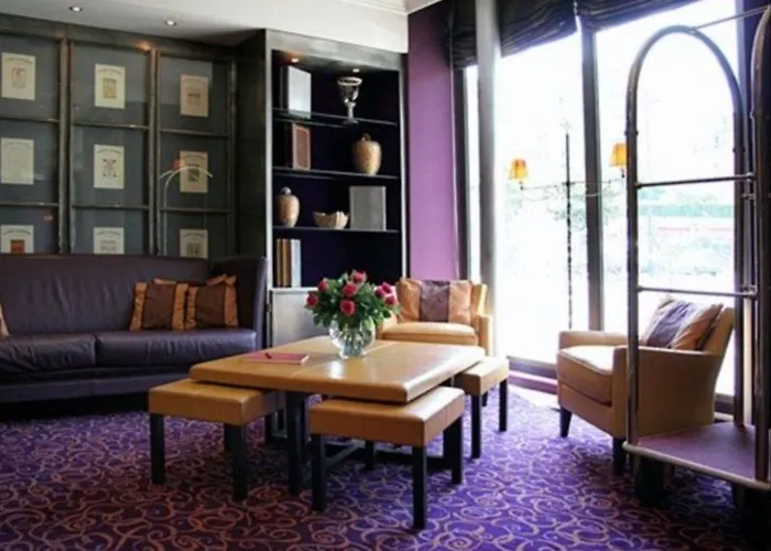 Lutèce Port Royal Hotel