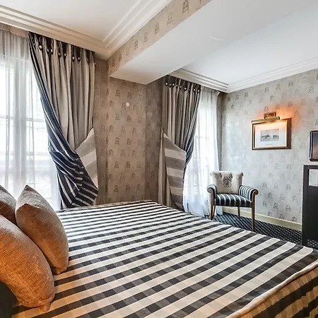 Hotel Lutece Port Royal 4*